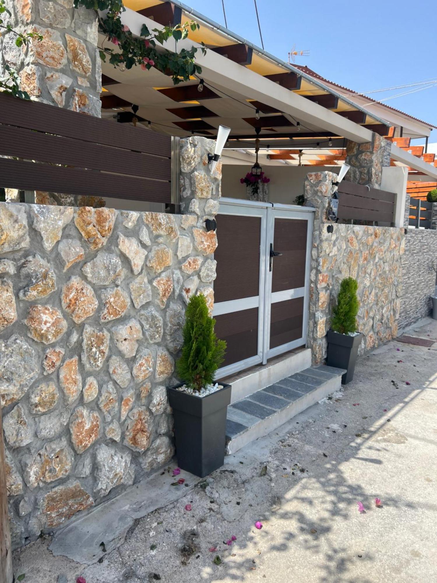 Harmony Seaside House Apartamento Ialysos  Exterior foto